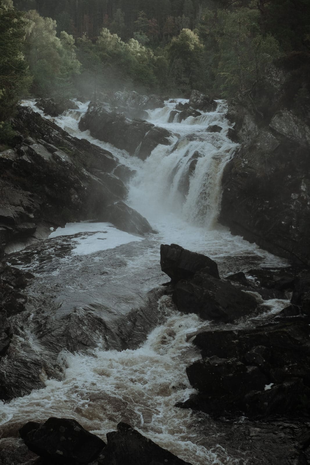 waterfall elopement in scotland