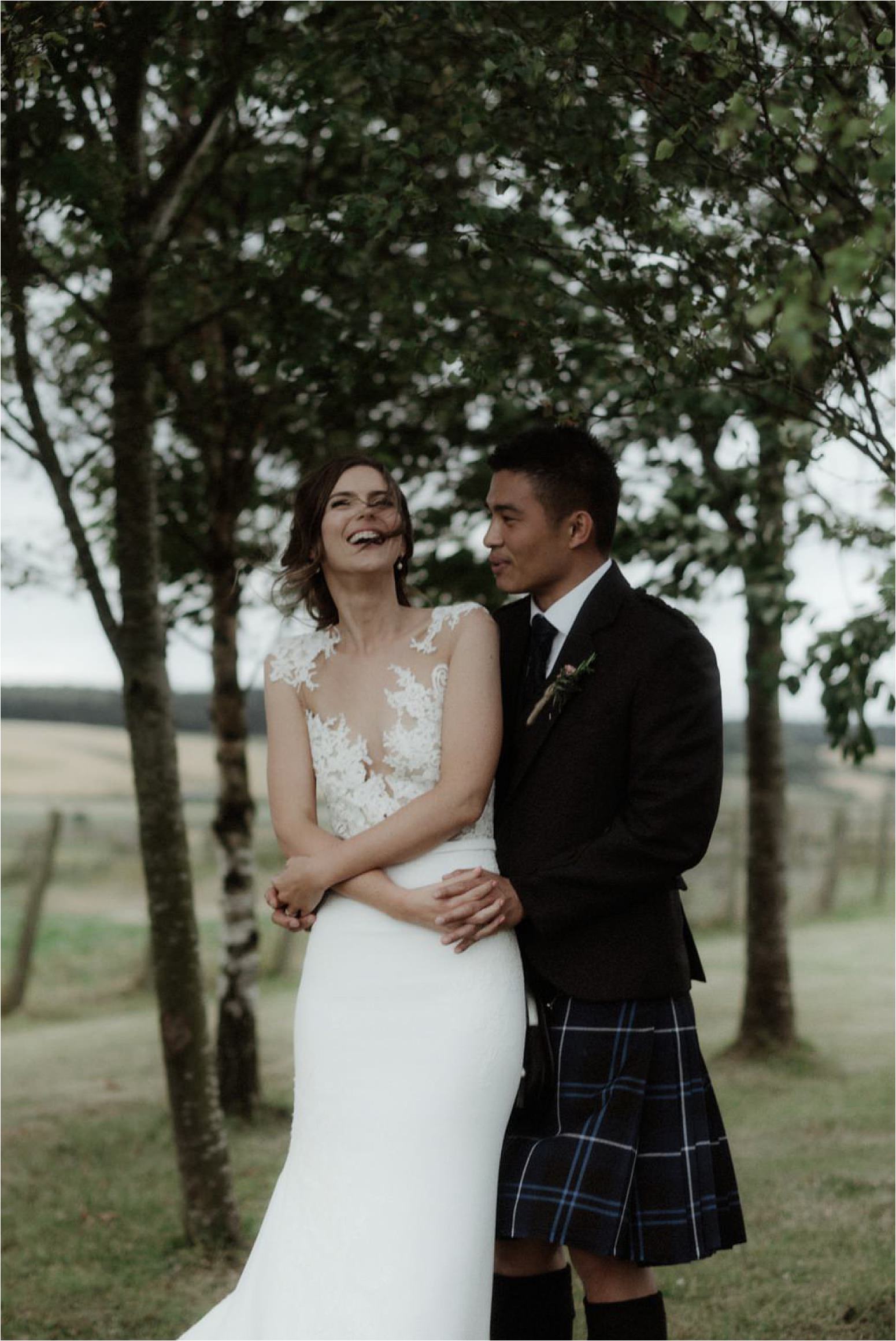outdoor wedding in scotland at bachilton barn