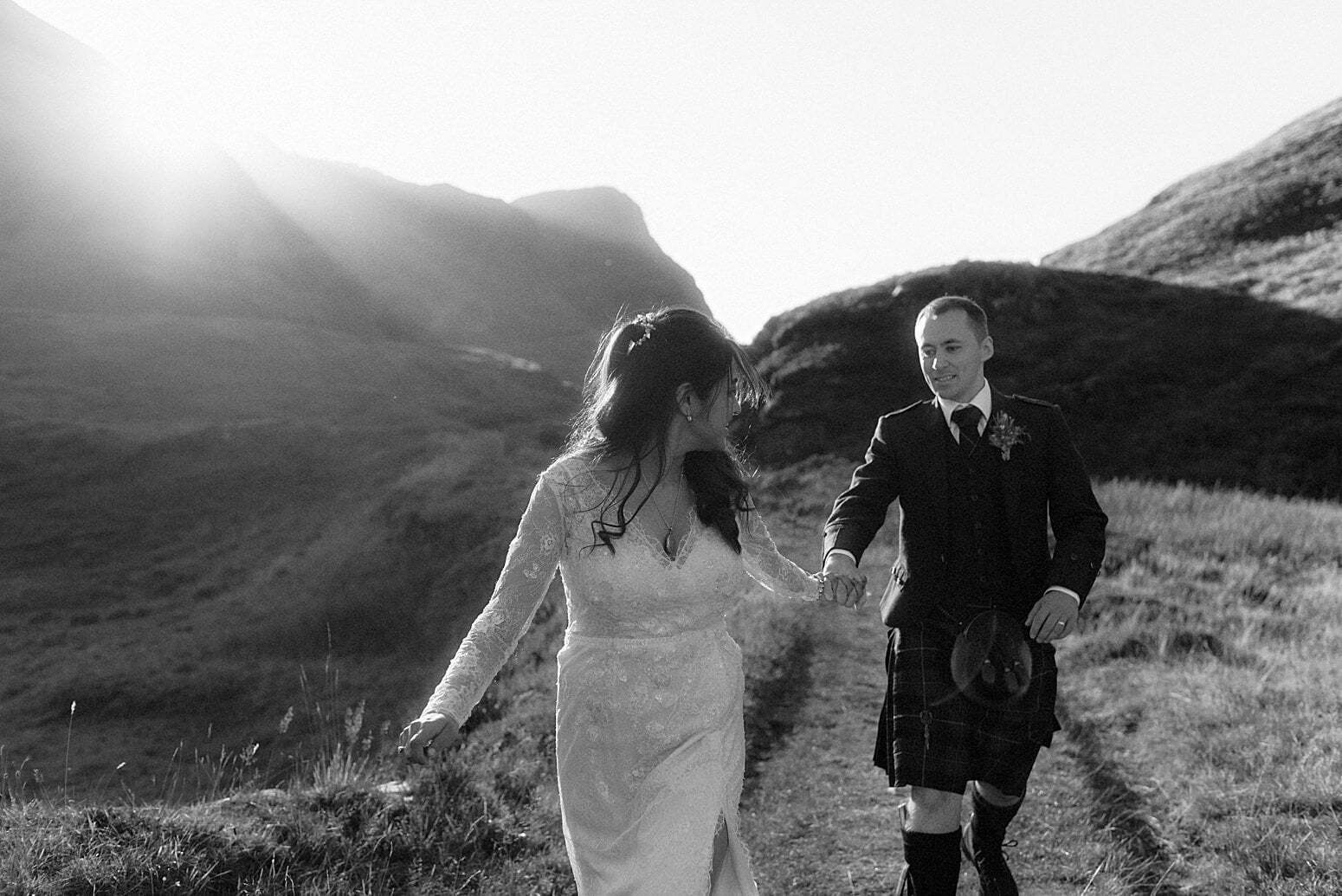 Elope Scotland couple in the mountains of Glencoe in Autumn