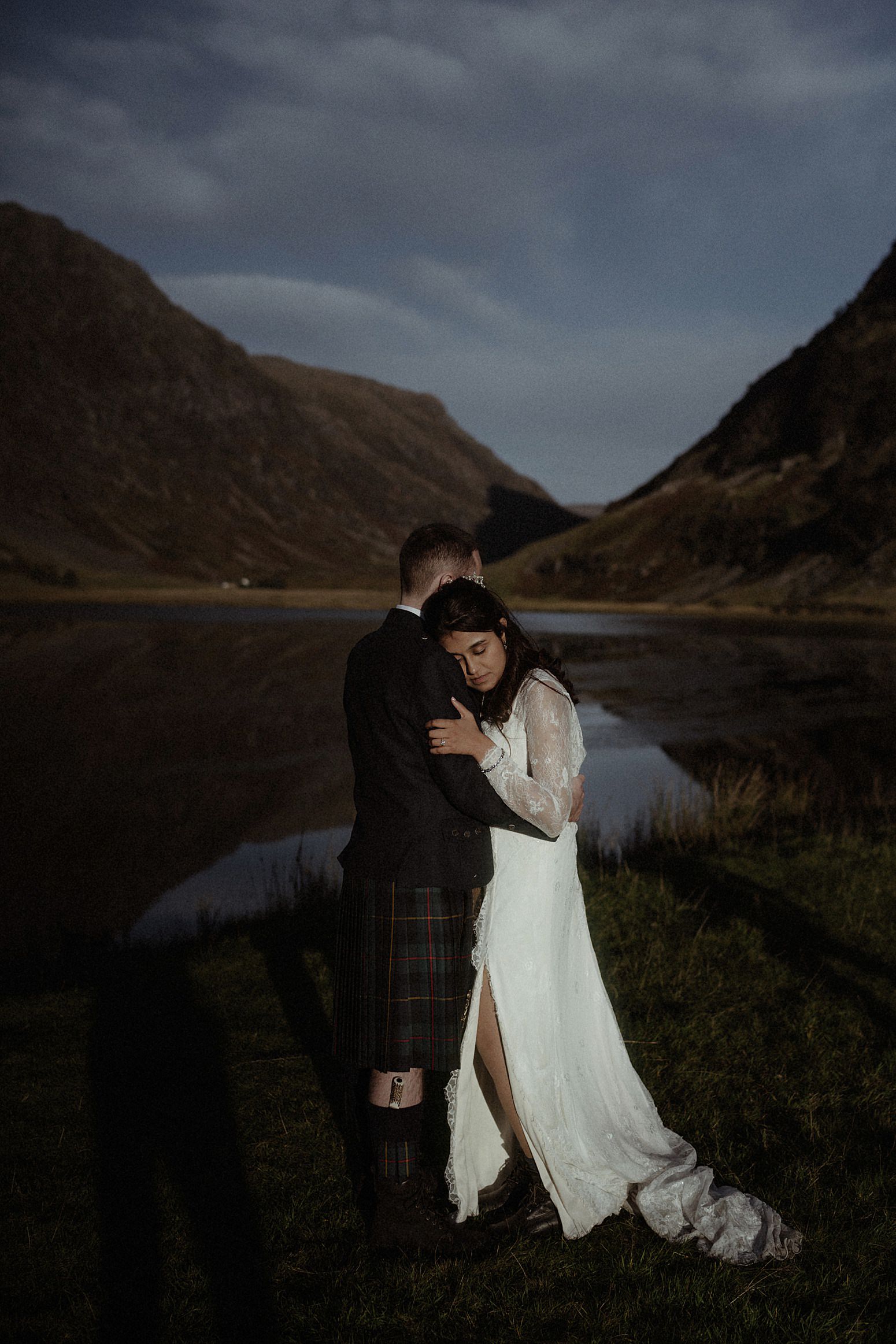 Autumn elopement in Scotland and a couple dancing in Glencoe